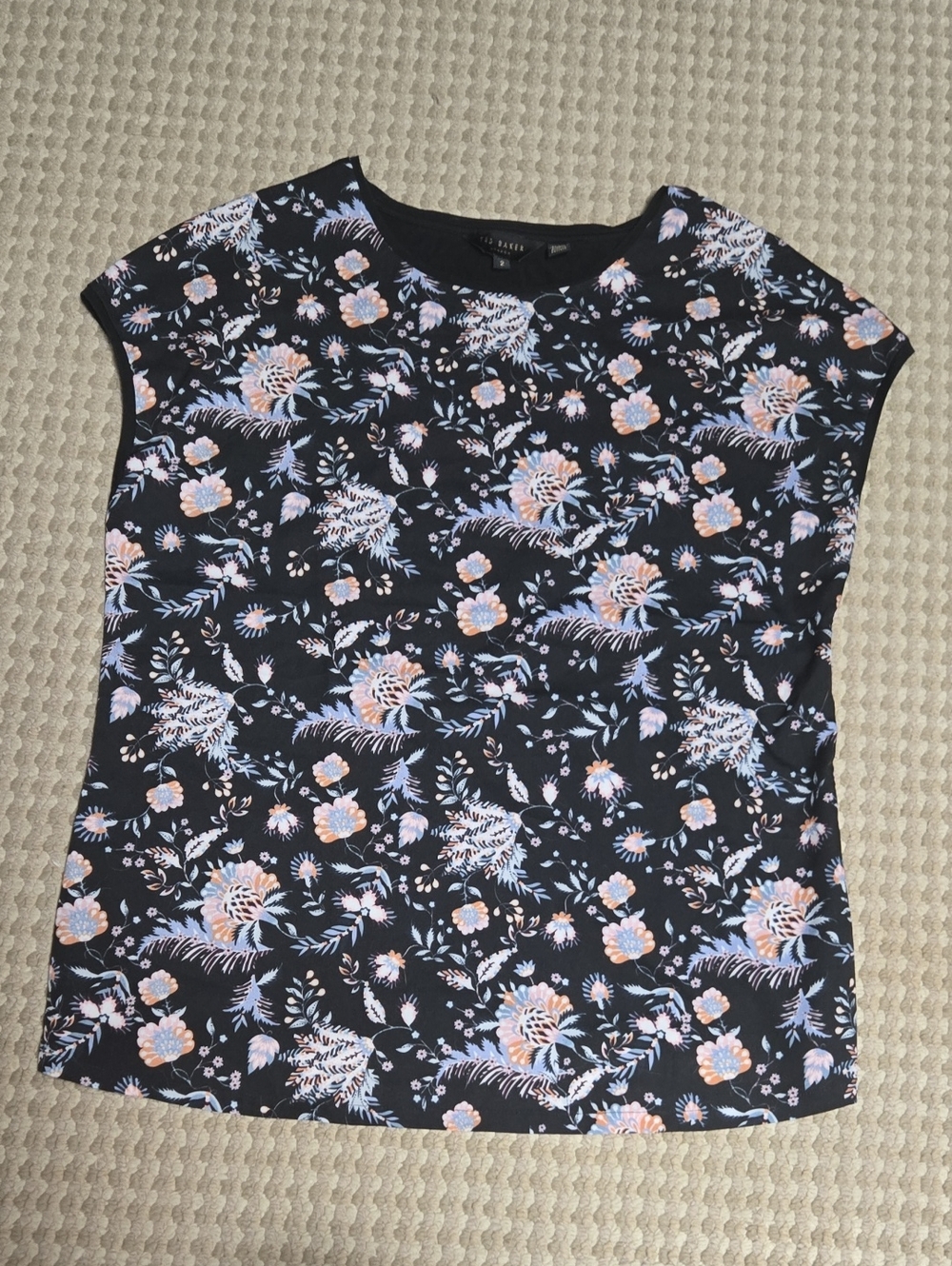 Ted Baker London Black Floral Cap-Sleeve Tee